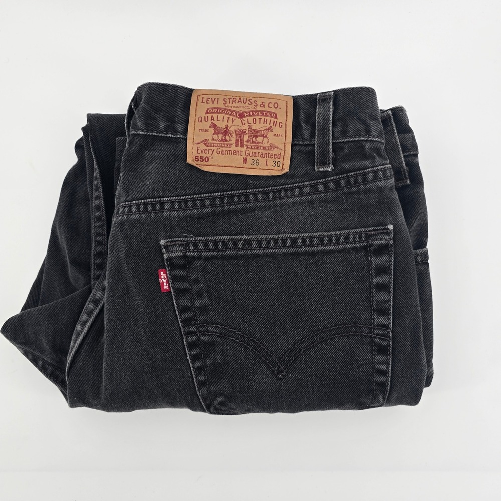 Vintage Levis 550 Relaxed Fit Black Jeans Made in USA 36x30 Mens 00550-0260